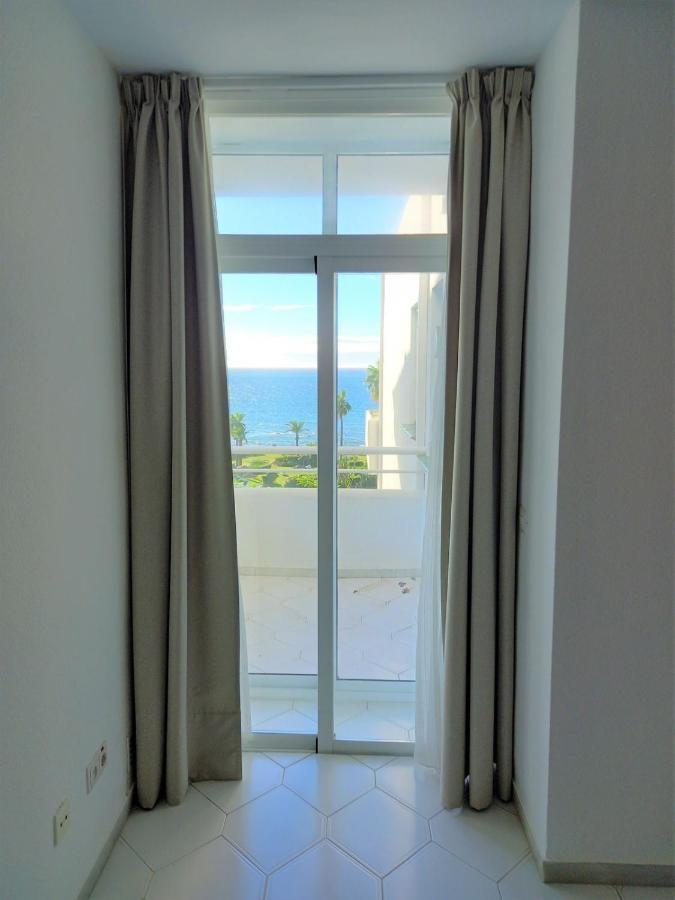 Miraflores Beachfront Penthouse Sitio de Calahonda Dış mekan fotoğraf