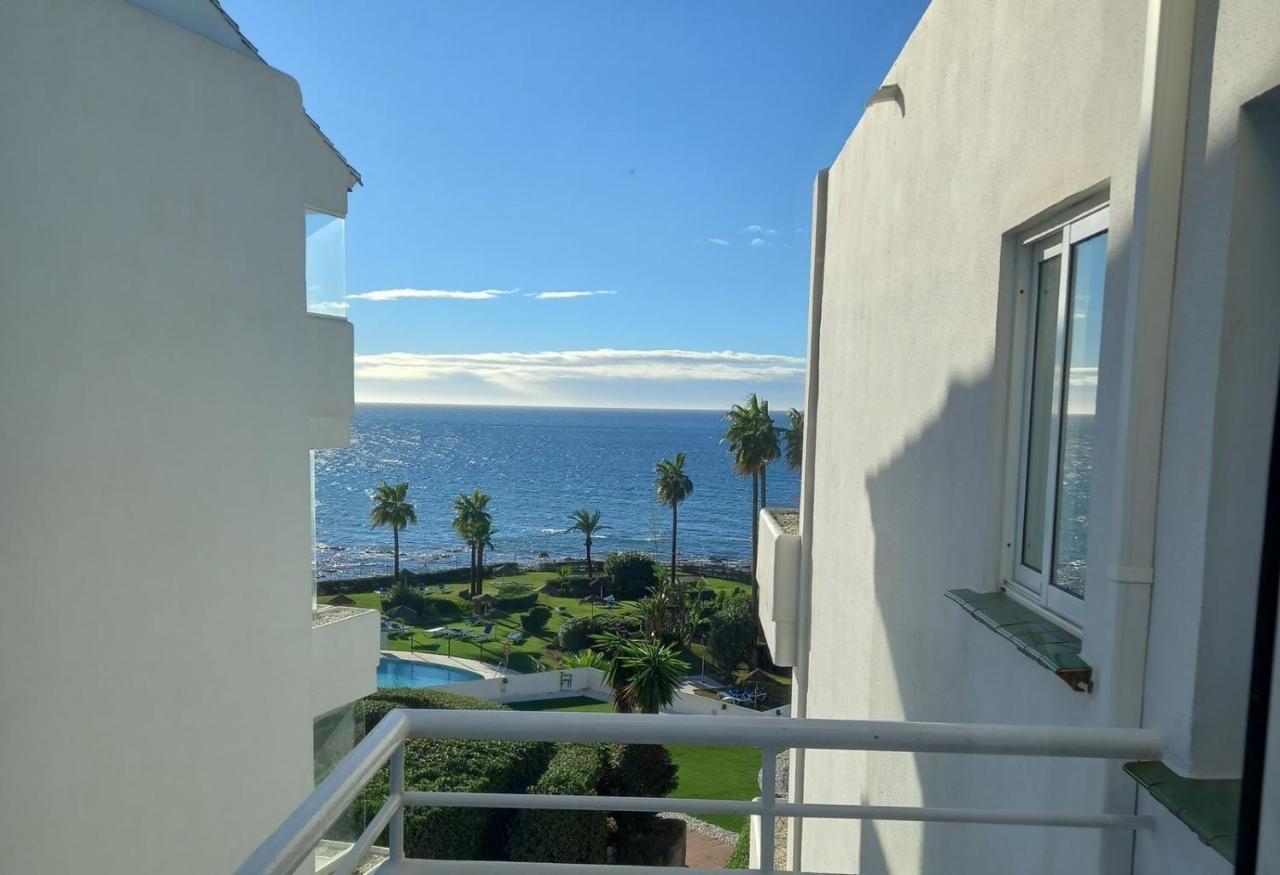 Miraflores Beachfront Penthouse Sitio de Calahonda Dış mekan fotoğraf