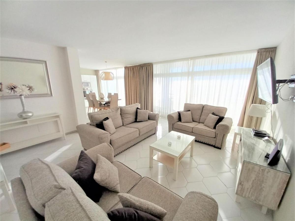 Miraflores Beachfront Penthouse Sitio de Calahonda Dış mekan fotoğraf